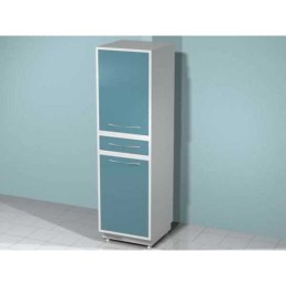 AR-61 - шкаф с двумя распашными металлическими дверями, четырьмя металлическими полками, одним выдвижным ящиком