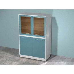 AR-88C - шкаф с двумя распашными застекленными дверями, двумя металлическими дверями, двумя стеклянными и двумя металлическими полками, бактерицидной лампой Philips