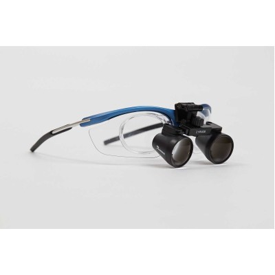 GL4 Sport 3.5 - бинокулярные лупы системы Flip-up на спортивной оправе, увеличение 3.5x GL4 Sport 3.5 - бинокулярные лупы системы Flip-up на спортивной оправе, увеличение 3.5x