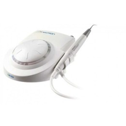 P5 NEWTRON - ультразвуковой скалер c наконечником и насадкой №1