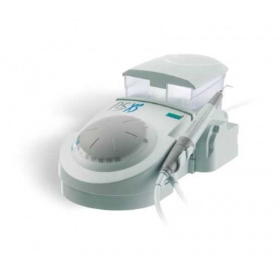 P5 Newtron XS LED - ультразвуковой скалер с пьезоэлектрическим наконечником и LED оптикой, в комплекте с насадками P5 Newtron XS LED - ультразвуковой скалер с пьезоэлектрическим наконечником и LED оптикой, в комплекте с насадками