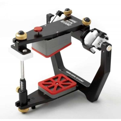 Reference SL - полностью регулируемый артикулятор с горизонтальными направляющиими штифтами Reference SL - полностью регулируемый артикулятор с горизонтальными направляющиими штифтами