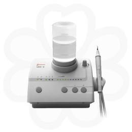 UDS-E - автономный скалер для удаления зубного камня
