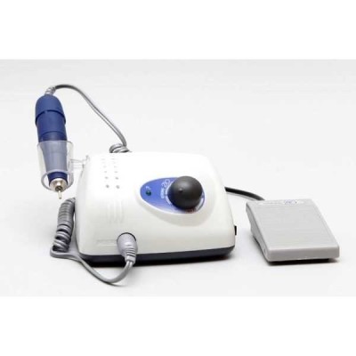 STRONG 210 - щеточный микромотор с наконечником 105L, с педалью включения - выключения, 35000 об/мин STRONG 210 - щеточный микромотор с наконечником 105L, с педалью включения - выключения, 35000 об/мин