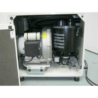 Mono-Jet Beta - вакуумная помпа для влажной аспирации для одной стоматологической установки, с сепаратором, с кожухом (1250 л/мин) Mono-Jet Beta - вакуумная помпа для влажной аспирации для одной стоматологической установки, с сепаратором, с кожухом (1250 л/мин)