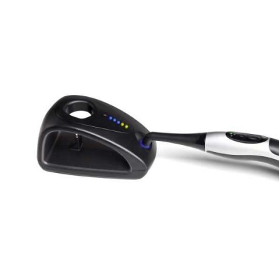 Demi Ultra - беспроводная полимеризационная лампа (зарядка лампы за 40 секунд) Demi Ultra - беспроводная полимеризационная лампа (зарядка лампы за 40 секунд)