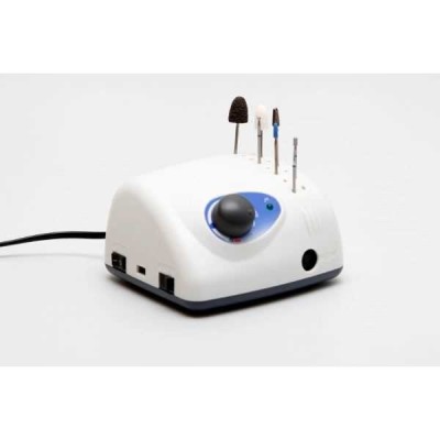 STRONG 210 - щеточный микромотор с наконечником 105L, с педалью включения - выключения, 35000 об/мин STRONG 210 - щеточный микромотор с наконечником 105L, с педалью включения - выключения, 35000 об/мин