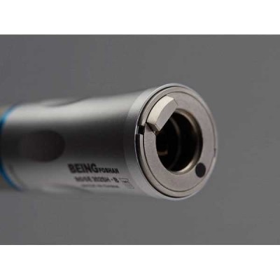 Rose 201 CA(PB) - угловой наконечник с внутренним охлаждением и подсветкой (аналог KaVo 68 LH 1:1) Rose 201 CA(PB) - угловой наконечник с внутренним охлаждением и подсветкой (аналог KaVo 68 LH 1:1)