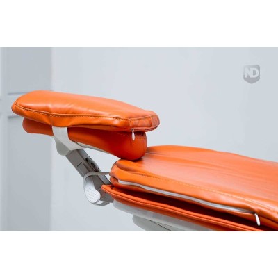 Мягкие чехлы на обивку стоматологического кресла Мягкие чехлы на обивку стоматологического кресла