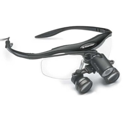 K-L.E.D - компактный светодиодный осветитель, 34 000 люкс K-L.E.D - компактный светодиодный осветитель, 34 000 люкс